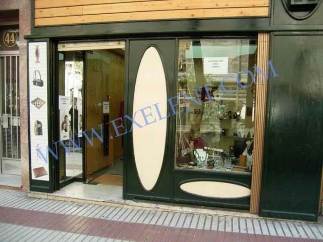 Local Comercial Narváez 44.