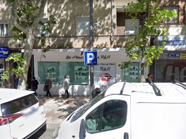 Local Comercial Alcalá 325.