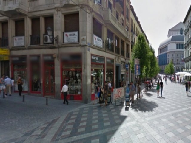 Local Comercial Arenal 21