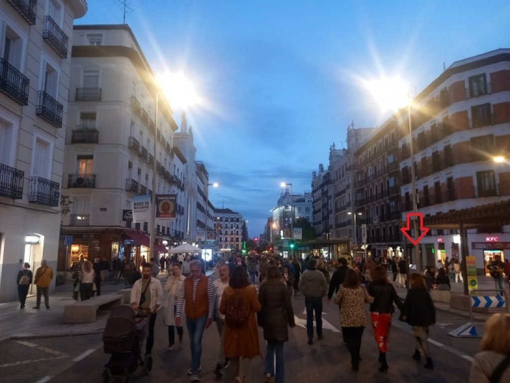 Calle peatonal fin de semana